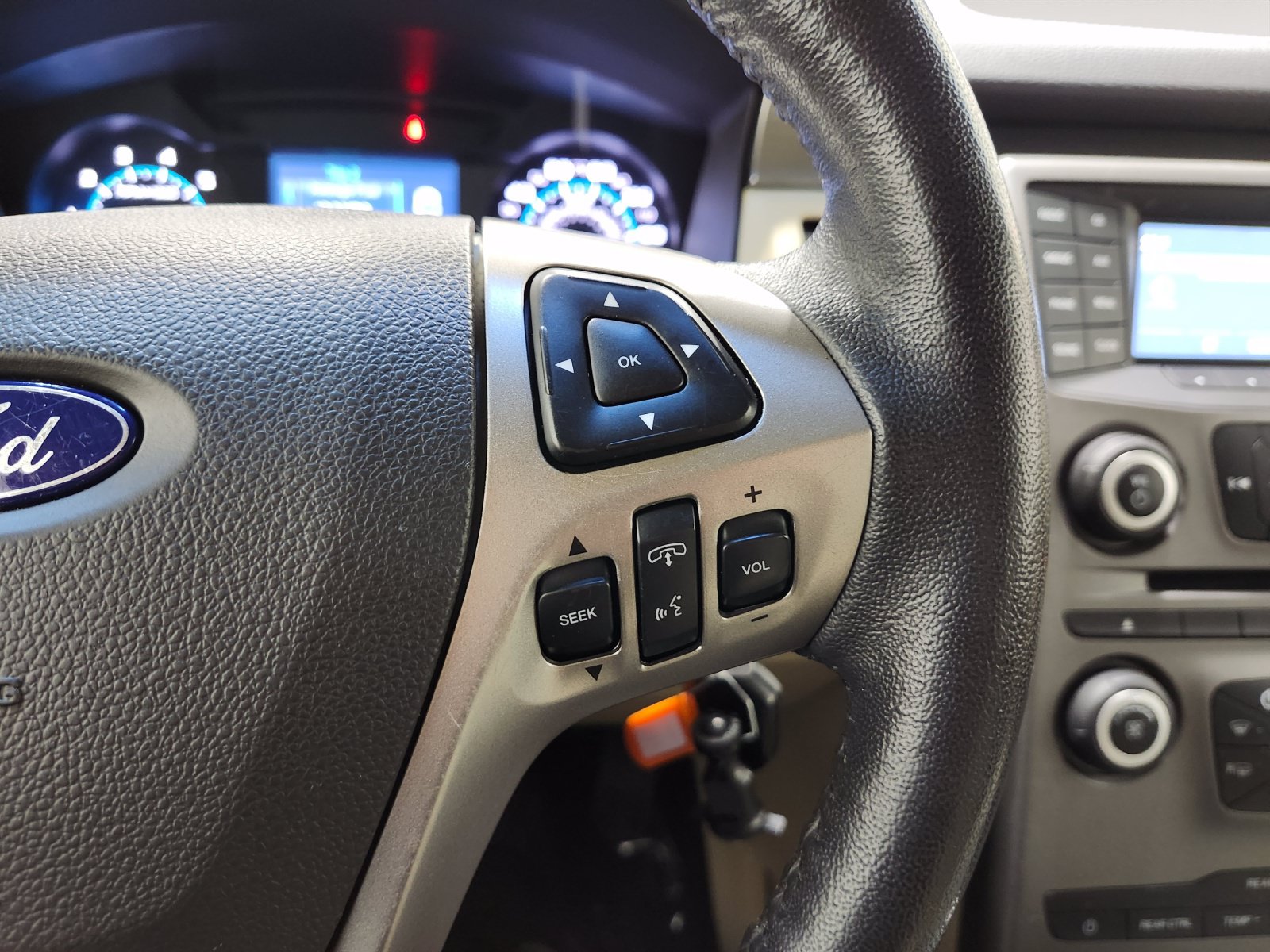 Used 2019 Ford Flex SE FWD image 32
