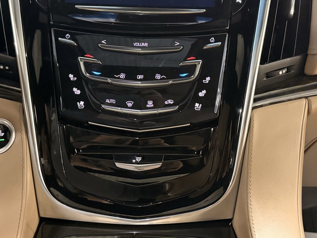 Used 2019 Cadillac Escalade Platinum image 46