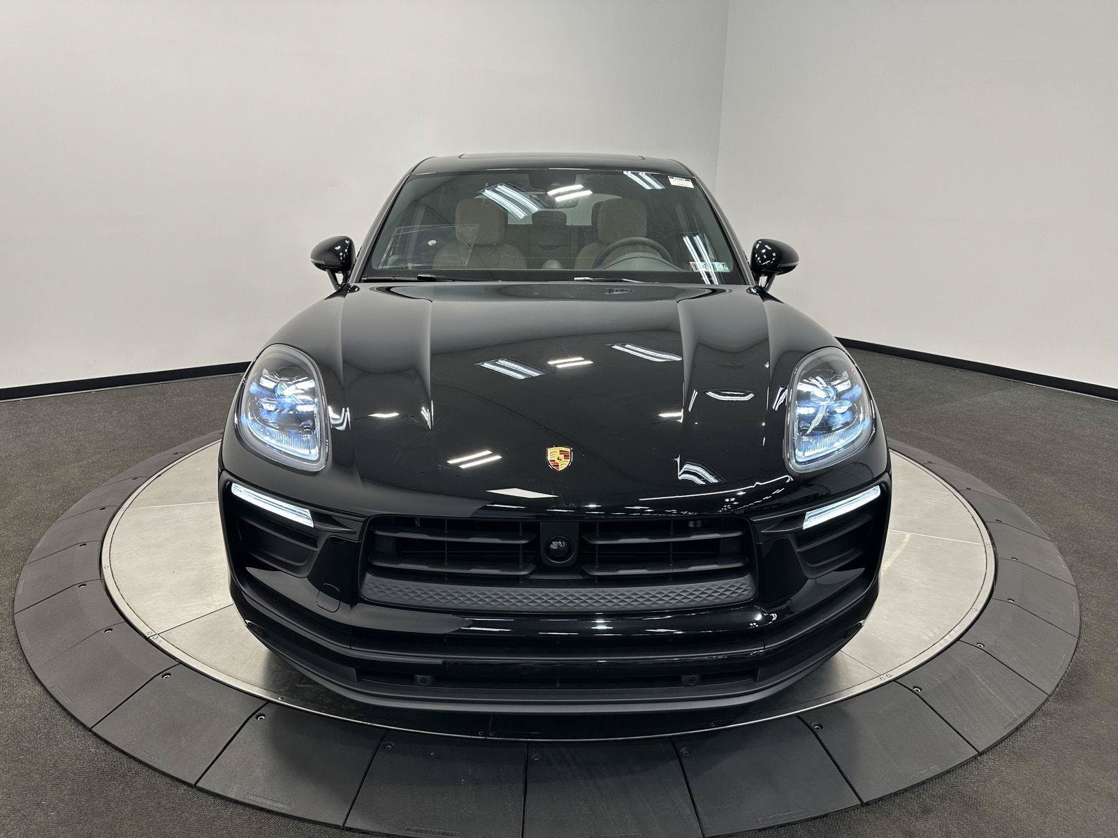 New 2026 Porsche Macan AWD/4WD image 14