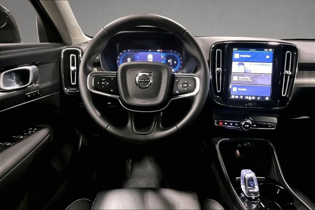 Certified 2023 Volvo XC40 B5 Plus w/ Protection Package Premier AWD/4WD image 8