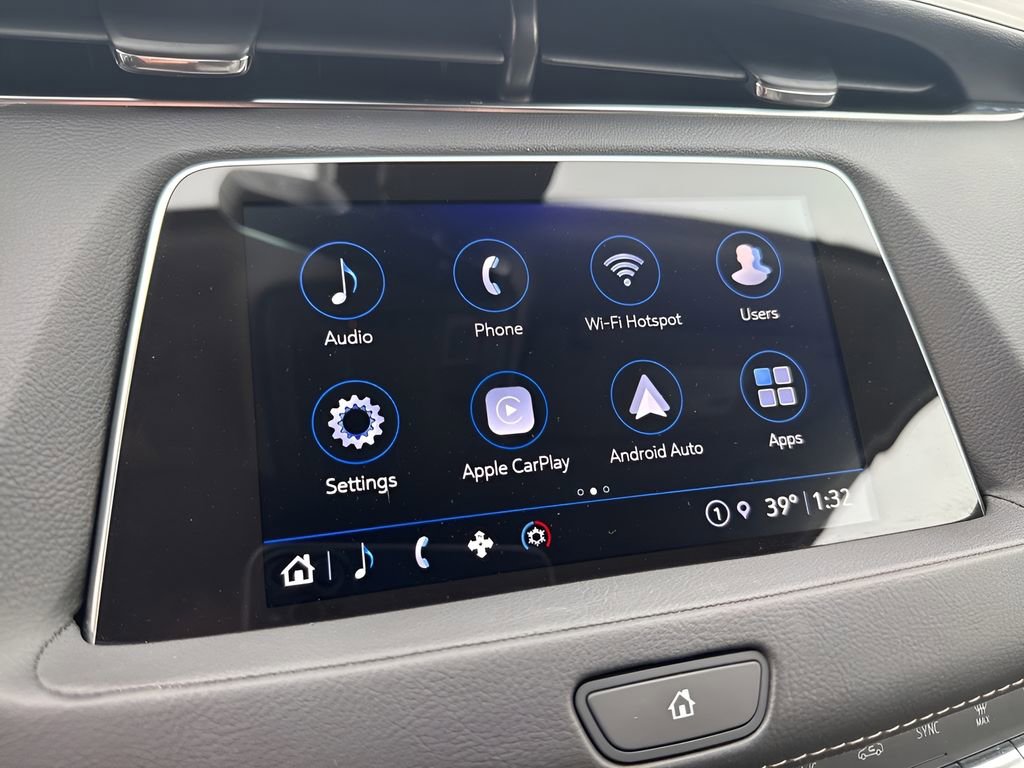 Used 2022 Cadillac XT4 Premium Luxury w/ Enhanced Visibility Package image 17