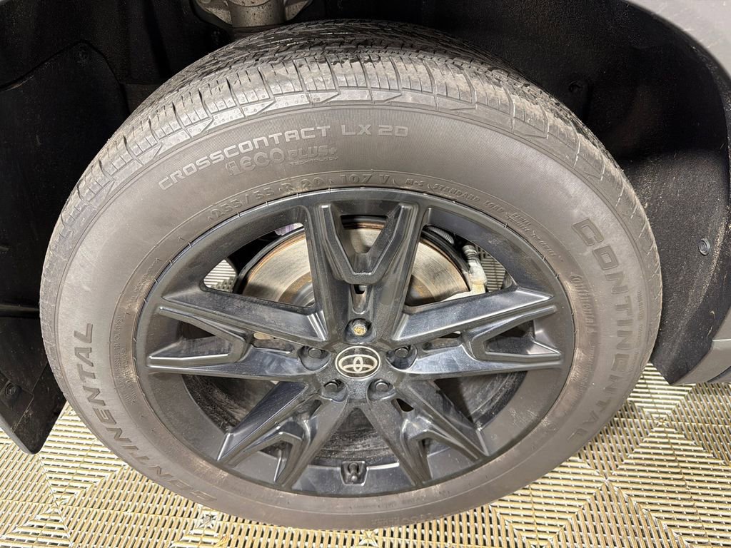 Used 2024 Toyota Grand Highlander Platinum image 18