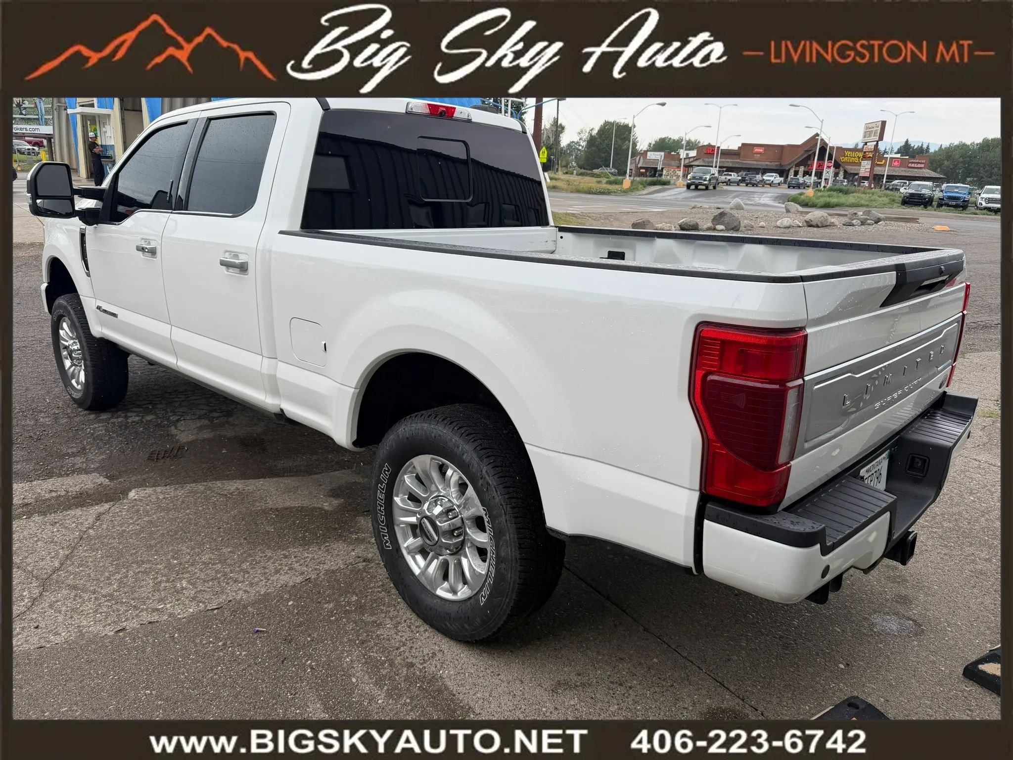 Used 2022 Ford F350 Limited w/ FX4 Off-Road Package AWD/4WD image 5