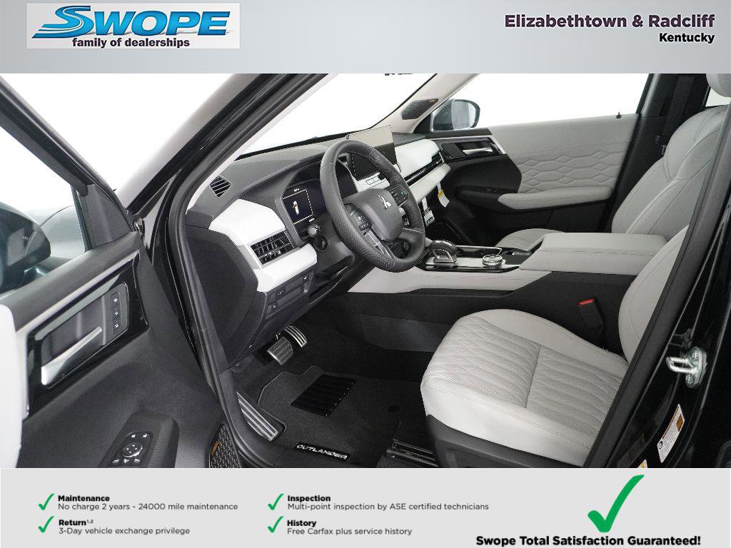 New 2025 Mitsubishi Outlander SEL image 9