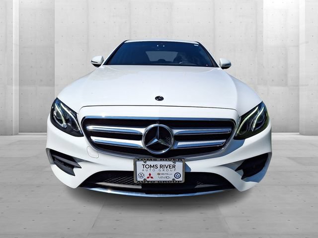 Used 2019 Mercedes-Benz E 300 4MATIC image 2