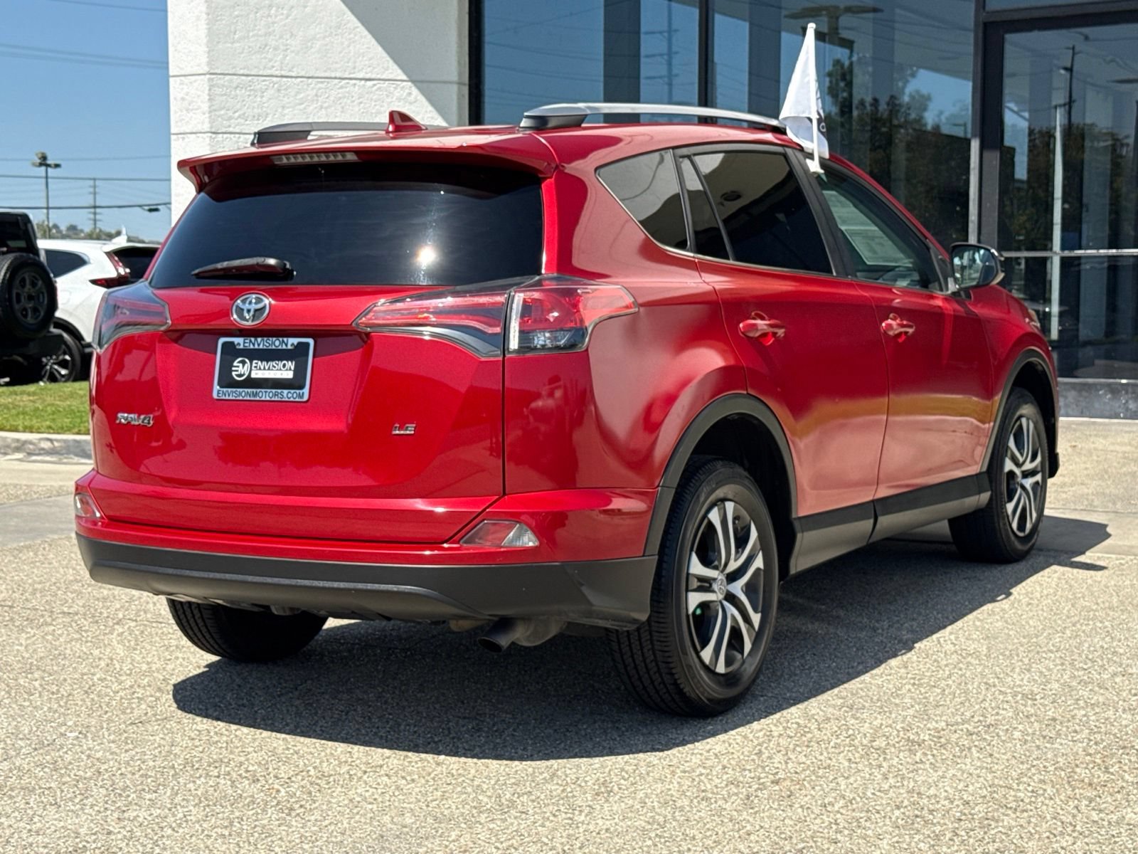 Used 2017 Toyota RAV4 LE FWD image 15