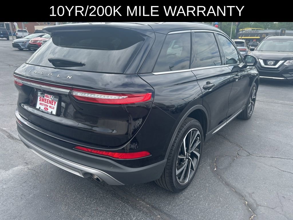 Used 2023 Lincoln Corsair Reserve w/ Equipment Group 201A FWD image 4