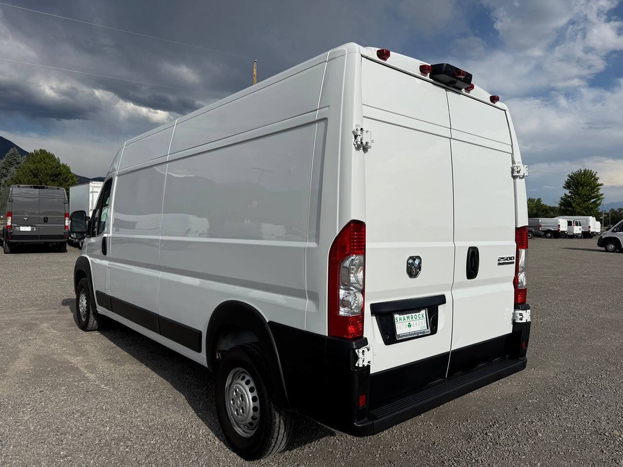 Used 2025 RAM ProMaster 2500 w/ Convenience Group FWD image 5