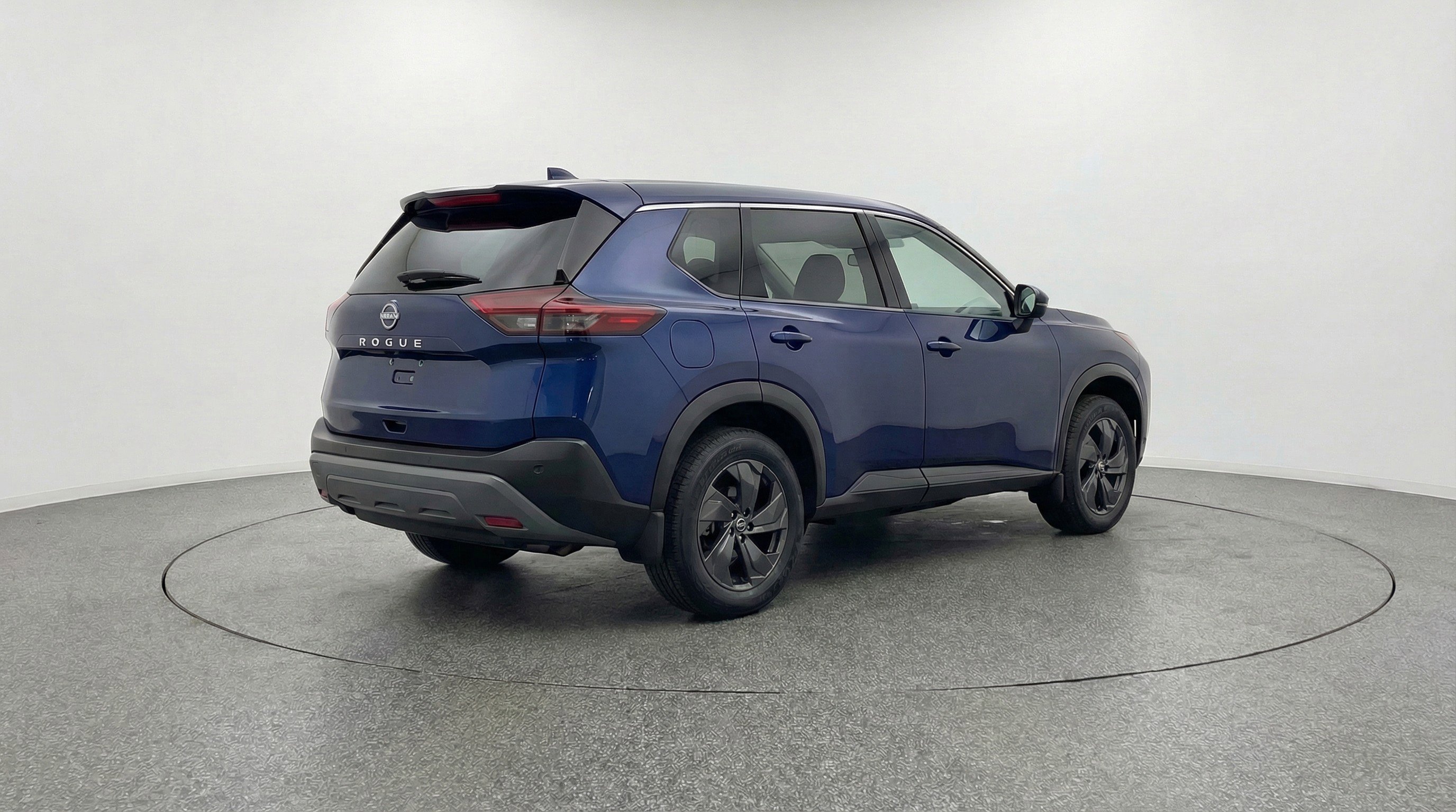 Used 2025 Nissan Rogue SV AWD/4WD image 9