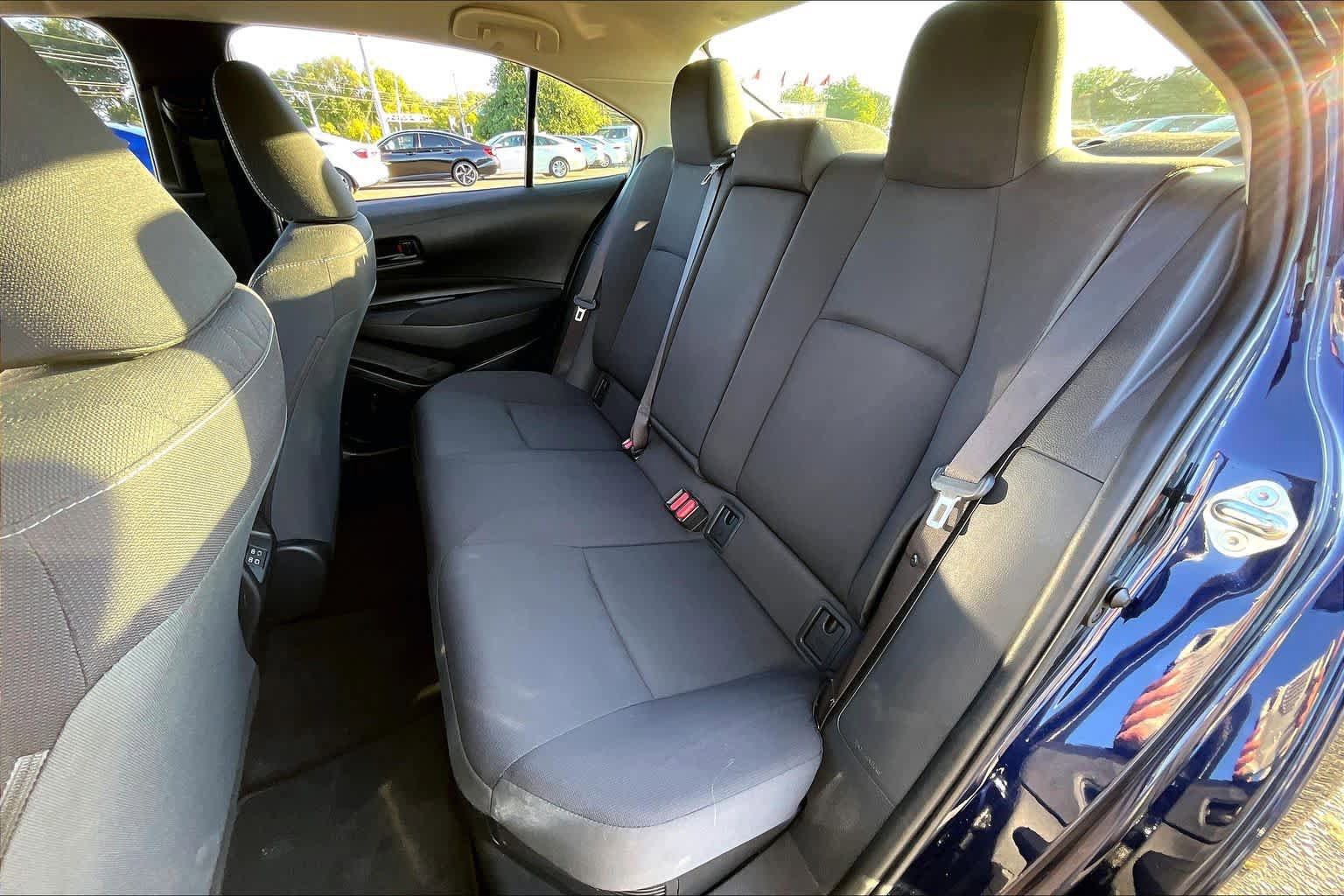 Used 2024 Toyota Corolla LE FWD image 20