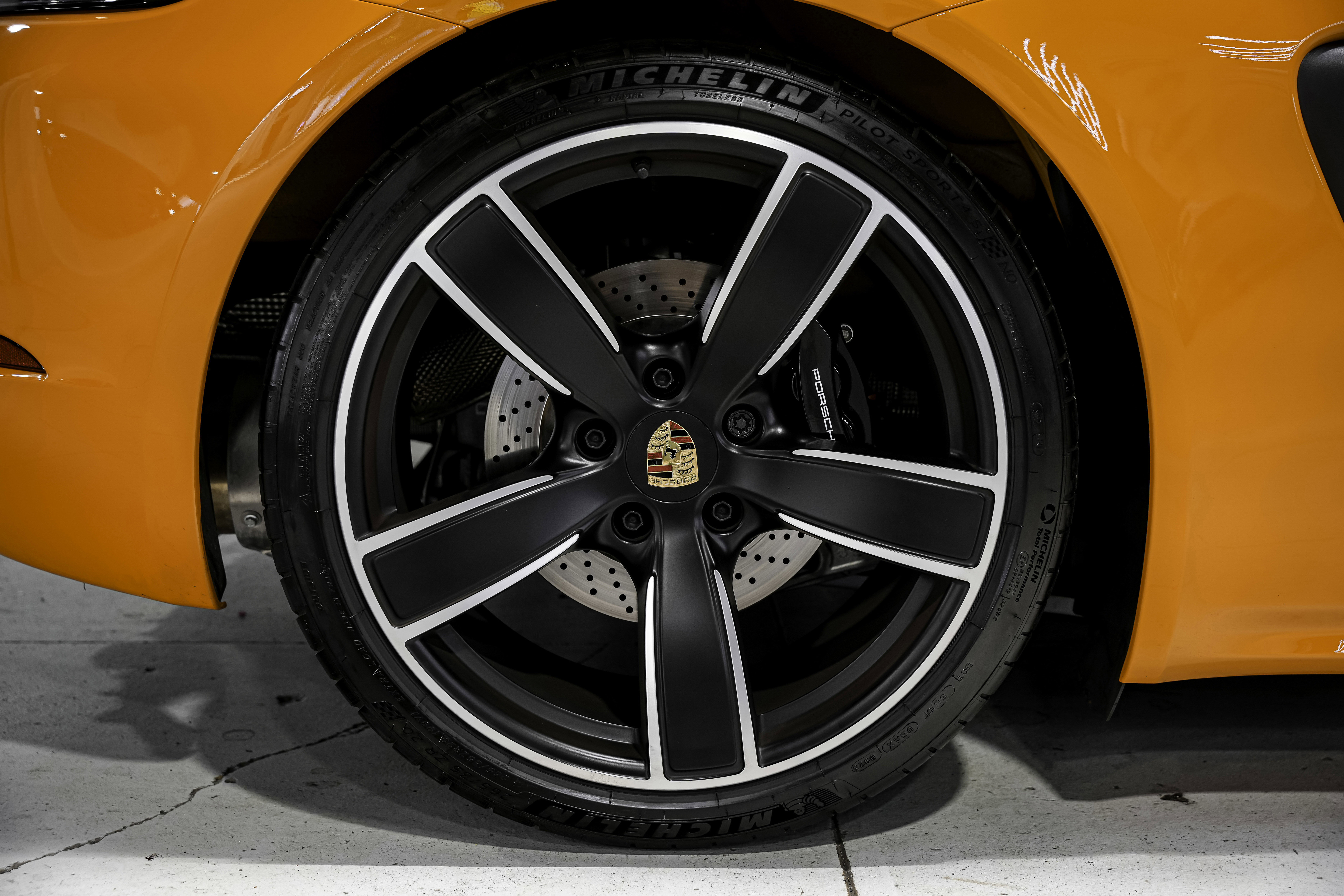 Used 2023 Porsche 718 Boxster GTS image 46