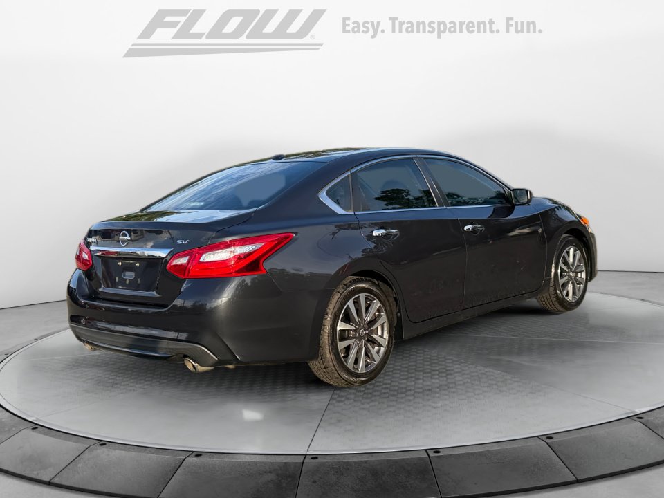 Used 2017 Nissan Altima 2.5 SV FWD image 9