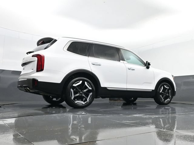 Used 2025 Kia Telluride S AWD/4WD image 28