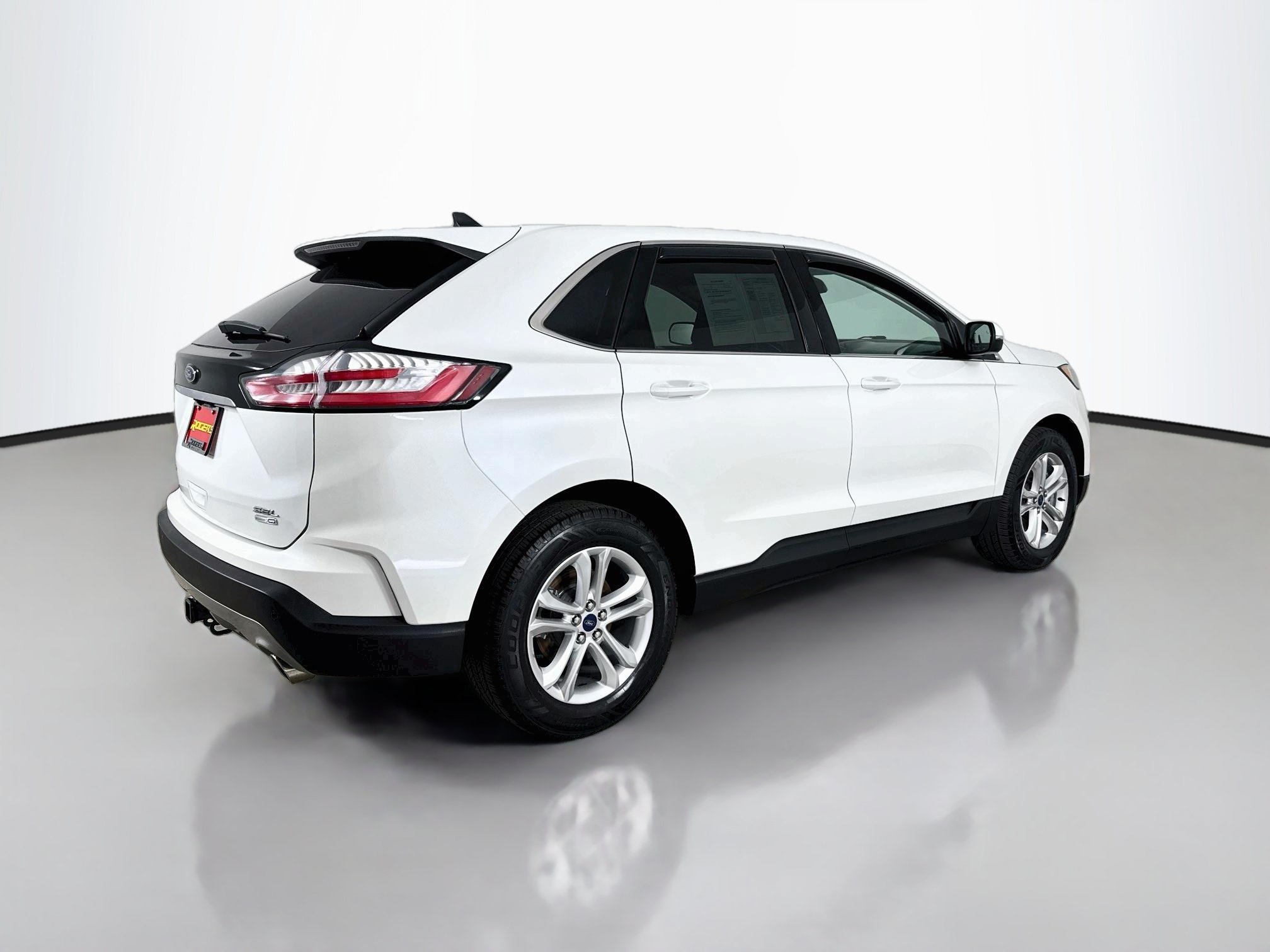 Used 2020 Ford Edge SEL w/ Convenience Package AWD/4WD image 8