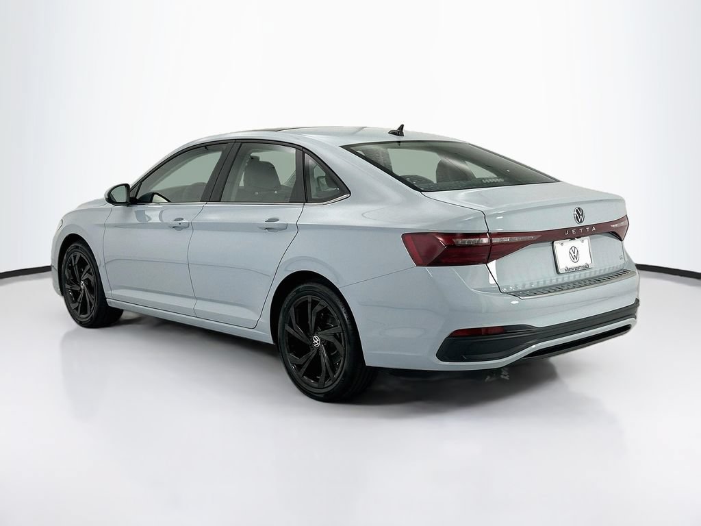 New 2027 Volkswagen Jetta SE FWD image 7