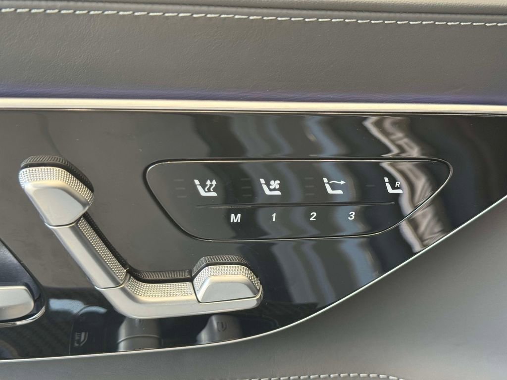 Used 2022 Mercedes-Benz SL 63 AMG 4MATIC image 17