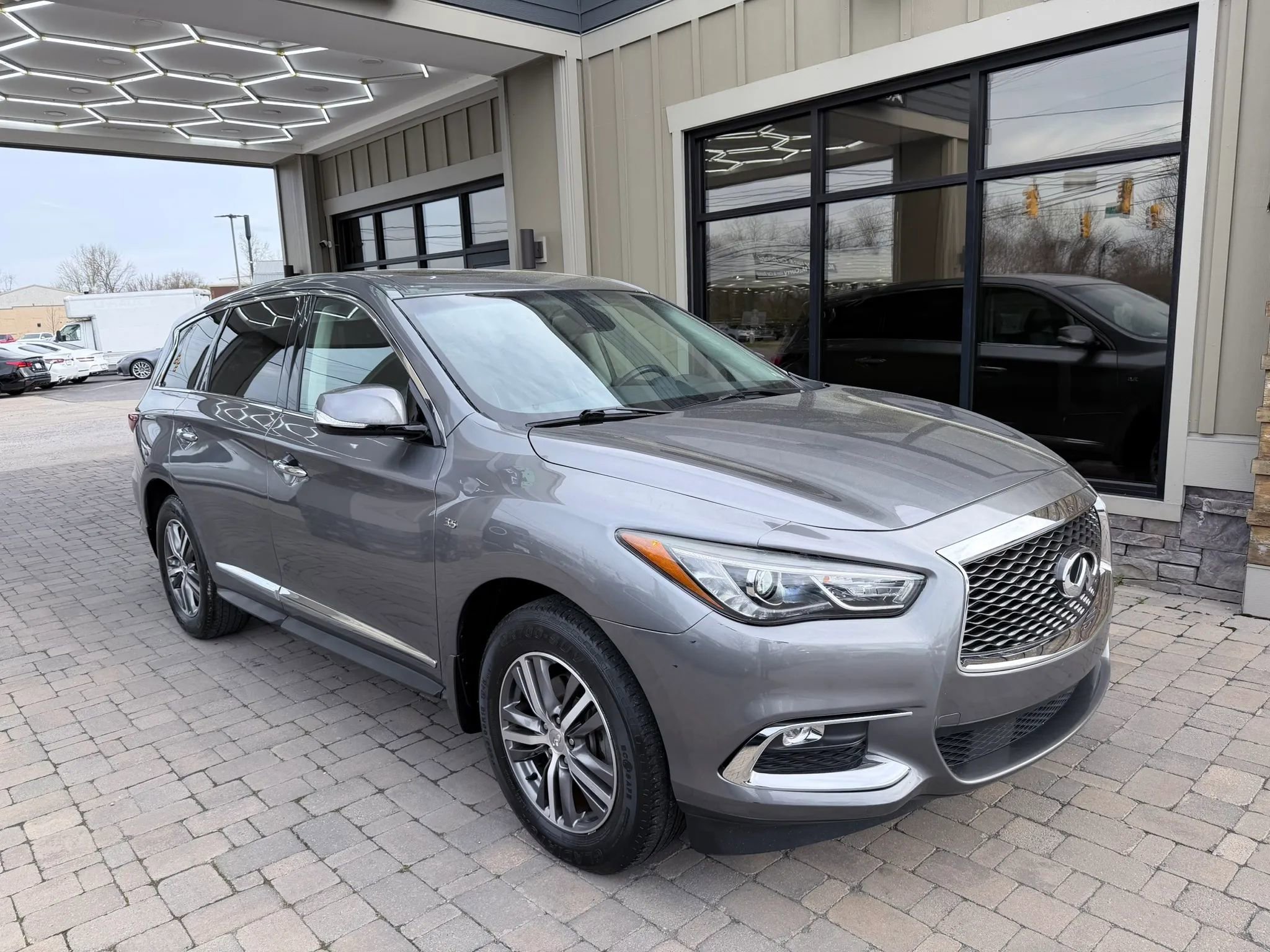 Used 2020 INFINITI QX60 Pure image 8