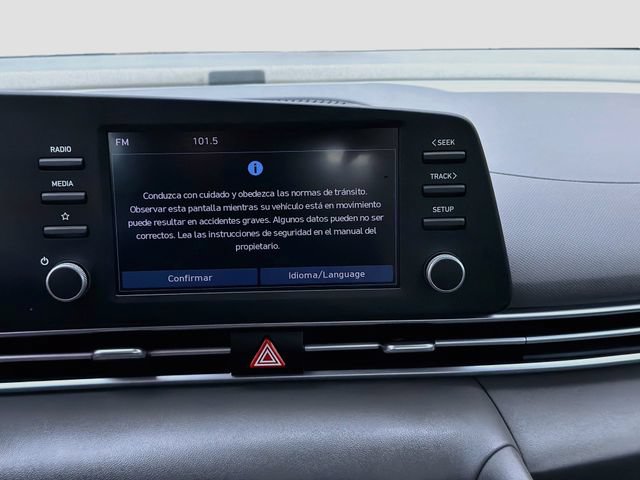 Certified 2025 Hyundai Elantra SE FWD image 14
