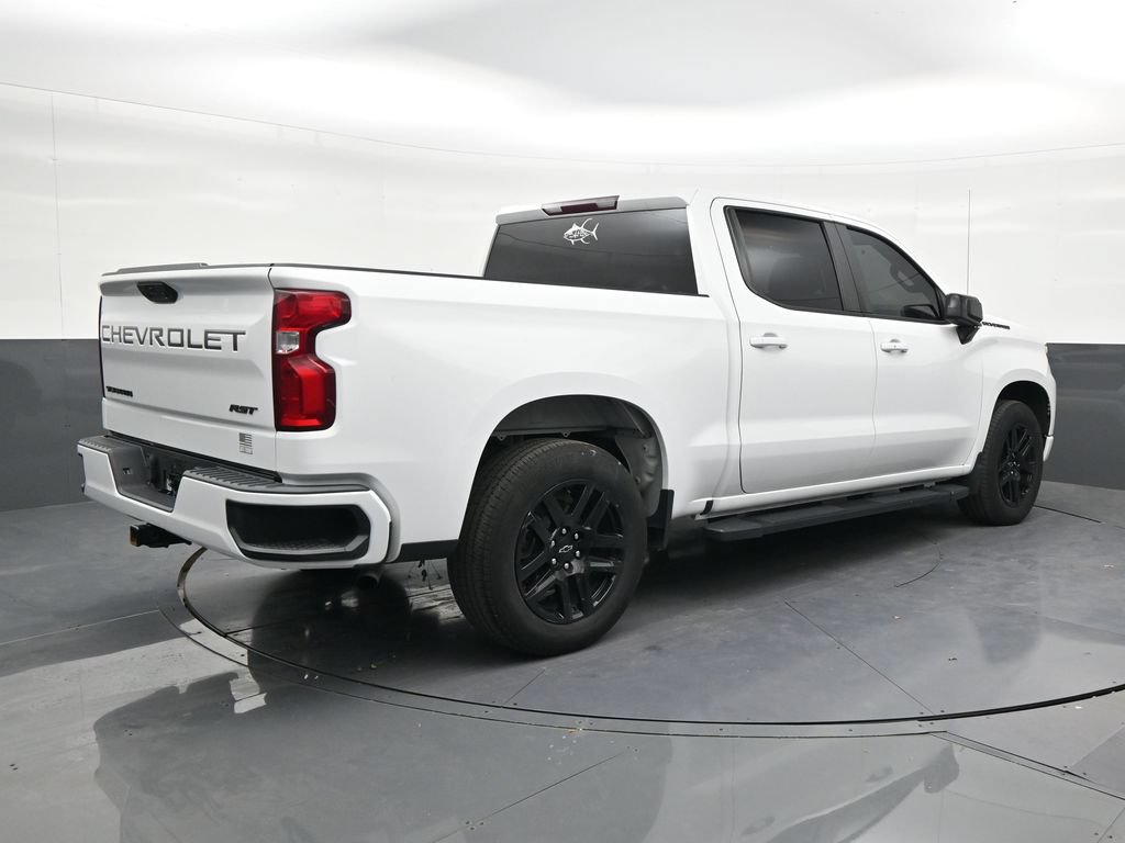 Used 2023 Chevrolet Silverado 1500 RST w/ LPO, Dark Essentials Package RWD image 5