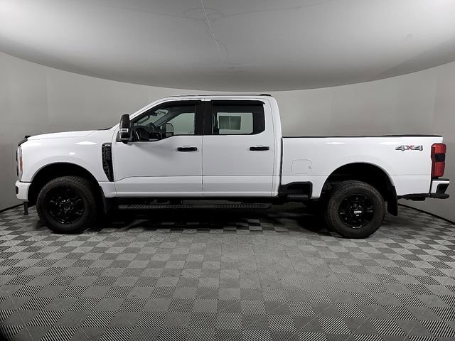 Used 2023 Ford F250 XL w/ STX Appearance Package image 8