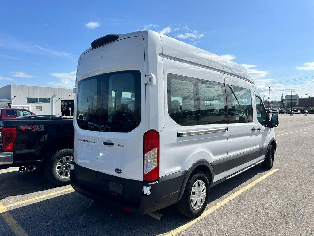 Used 2023 Ford Transit 350 XLT image 12