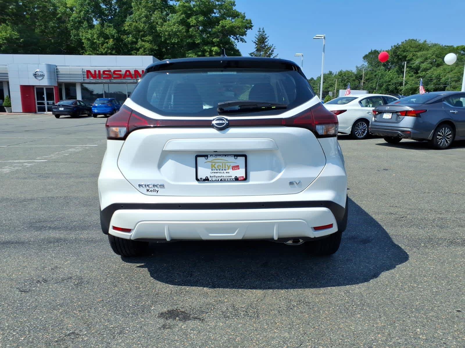 Certified 2024 Nissan Kicks SV FWD image 6