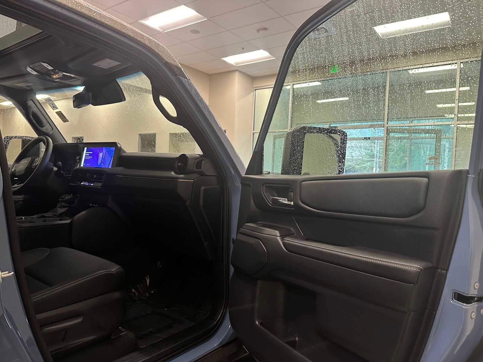 Certified 2025 Toyota Land Cruiser image 30