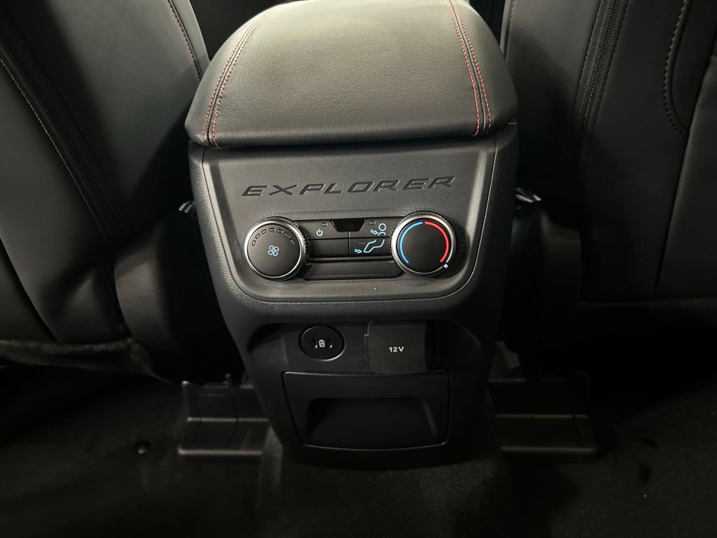 New 2027 Ford Explorer ST-Line AWD/4WD image 28