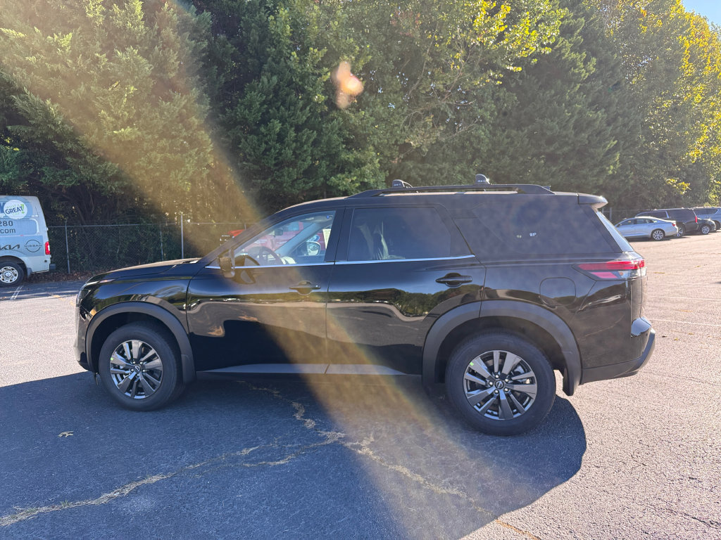 New 2026 Nissan Pathfinder SV FWD image 7