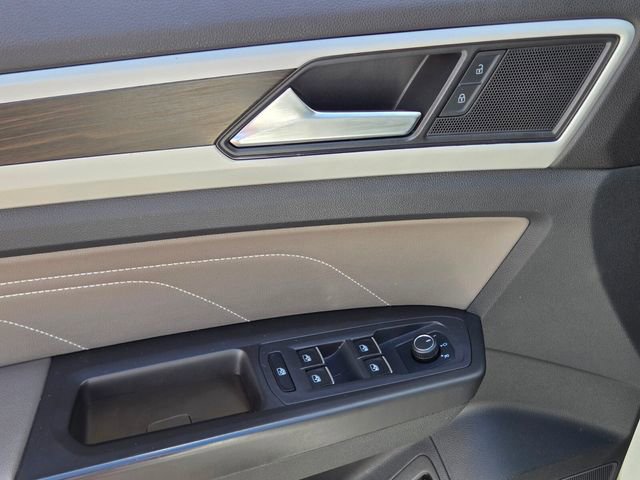 Used 2022 Volkswagen Atlas SE FWD image 25