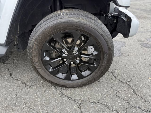 Used 2023 Jeep Wrangler Altitude image 14