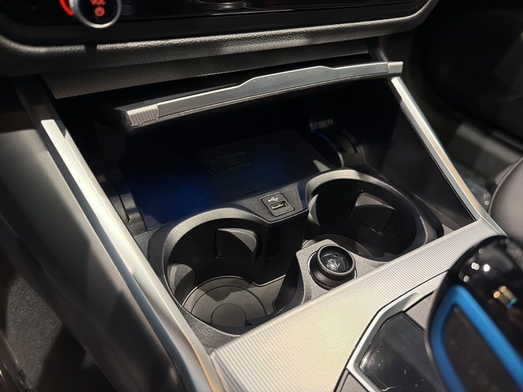 Used 2023 BMW i4 eDrive40 w/ Premium Package image 15