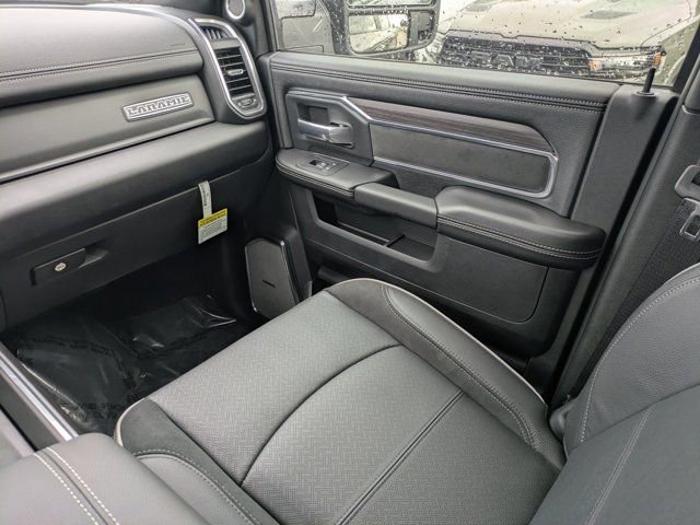 New 2026 RAM 2500 Laramie AWD/4WD image 15