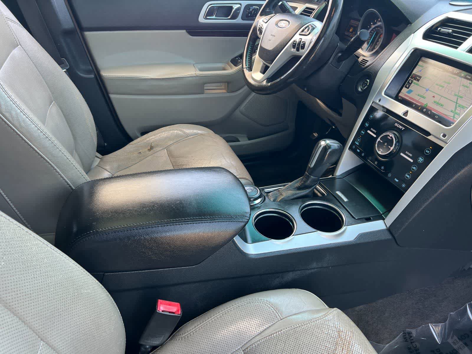 Used 2013 Ford Explorer Limited AWD/4WD image 18