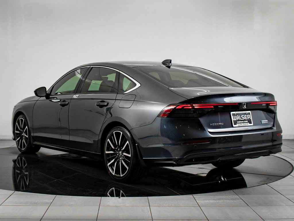 Used 2023 Honda Accord Touring image 6