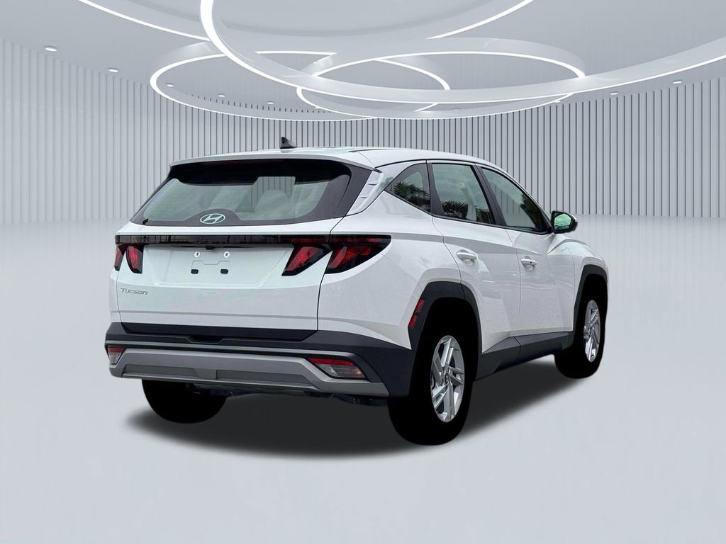 New 2026 Hyundai Tucson SE image 7
