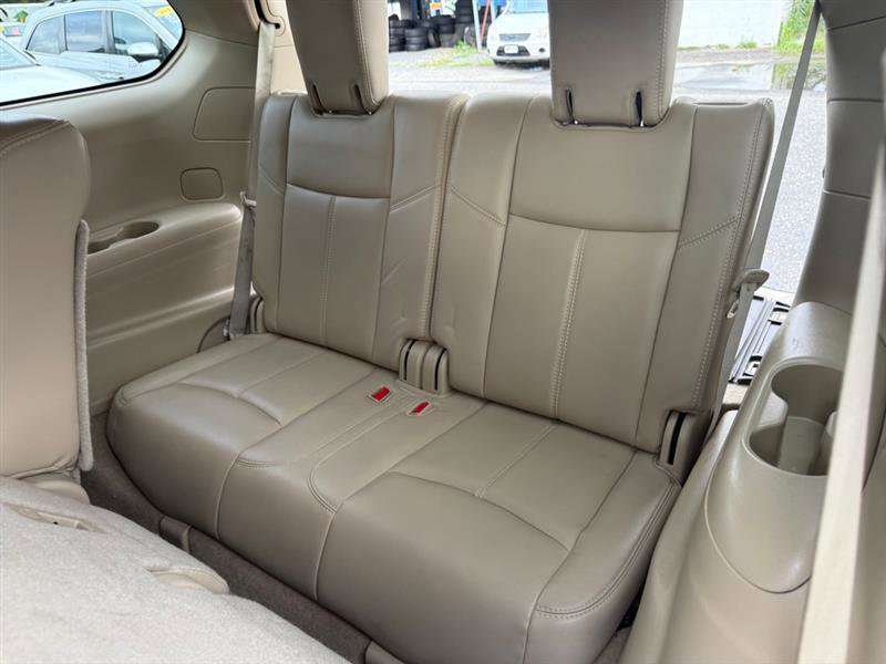 Used 2014 Nissan Pathfinder SL w/ Cargo Package image 13