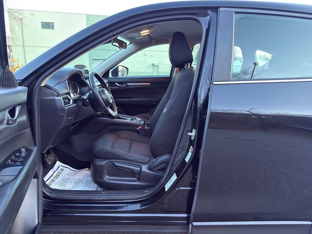 Used 2019 MAZDA CX-5 Sport w/ I-ACTIVSENSE Package image 11