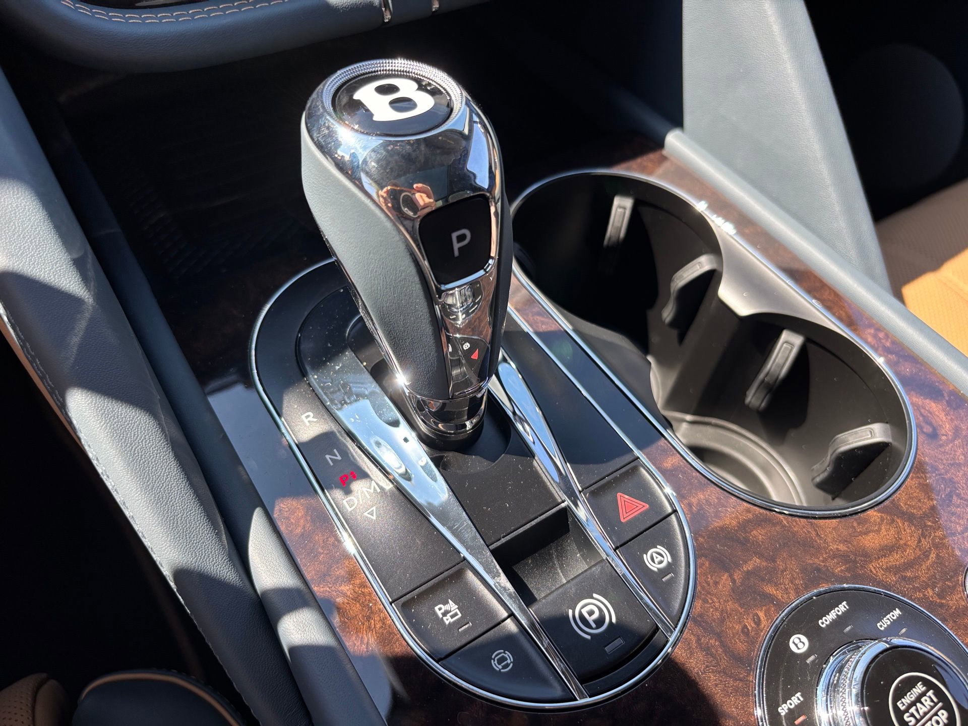 New 2025 Bentley Bentayga Extended Wheelbase image 42