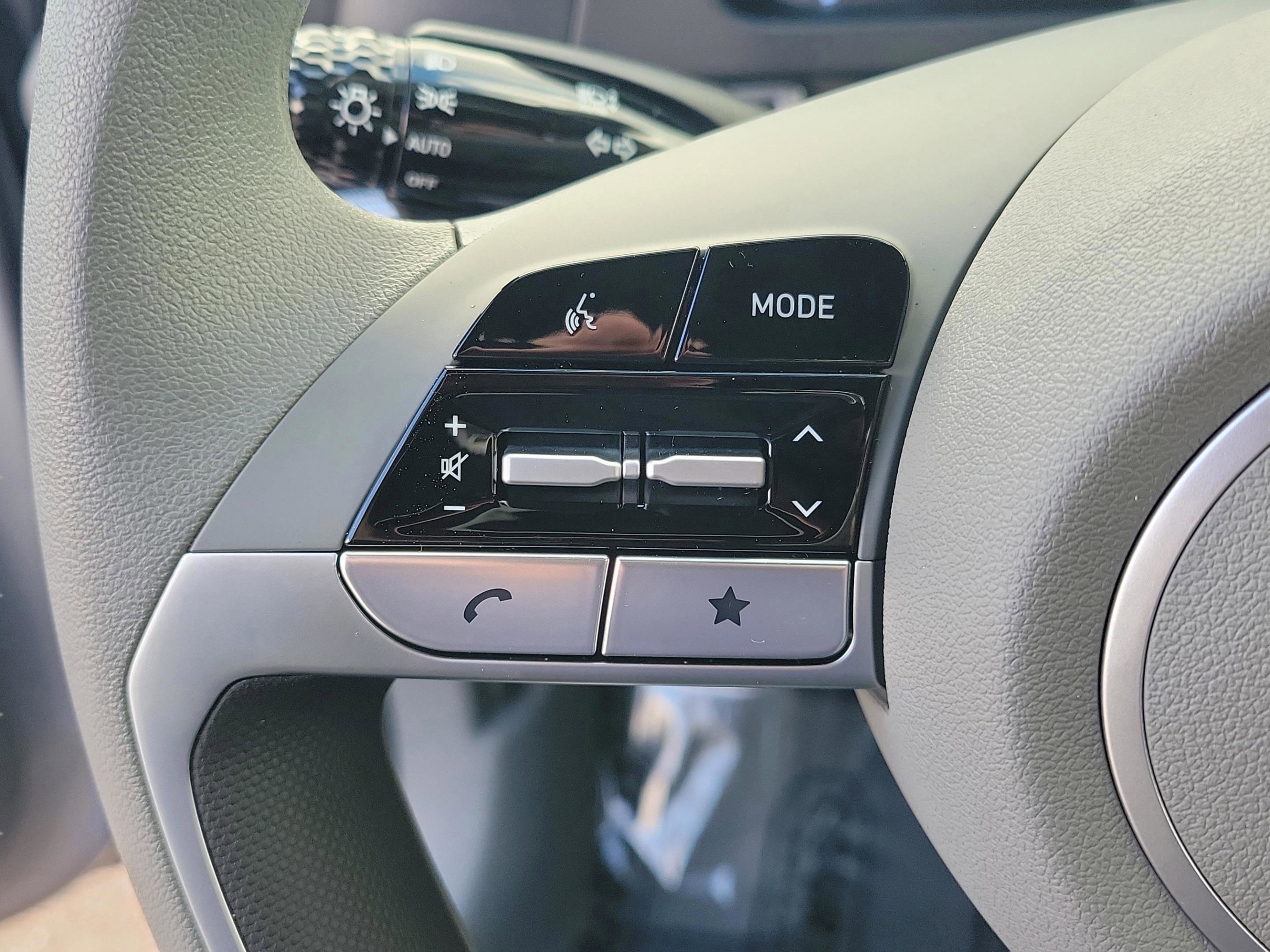 New 2026 Hyundai Elantra SE image 26