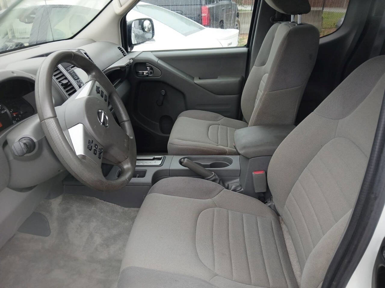 Used 2018 Nissan Frontier S image 12