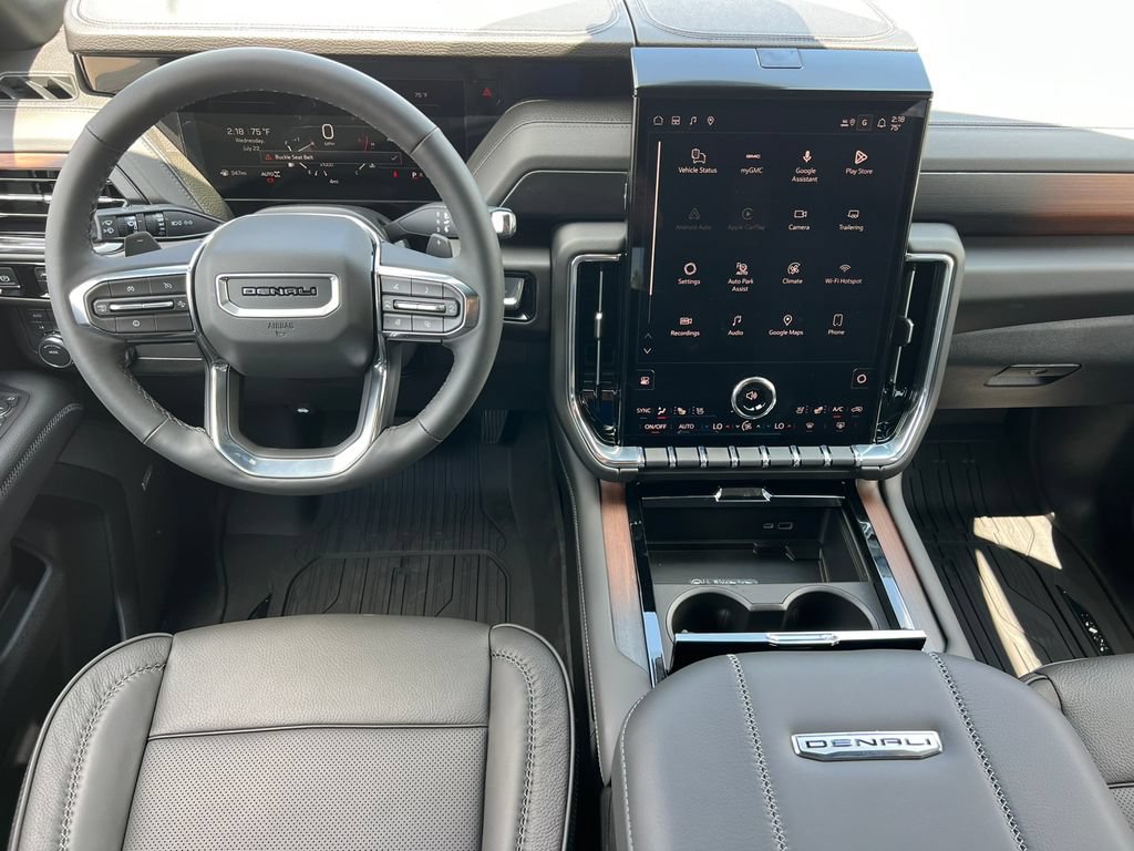 New 2026 GMC Yukon Denali w/ Sun & Power Step Package AWD/4WD image 2