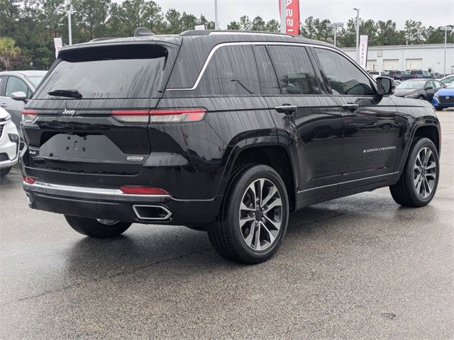 Used 2022 Jeep Grand Cherokee Overland image 3