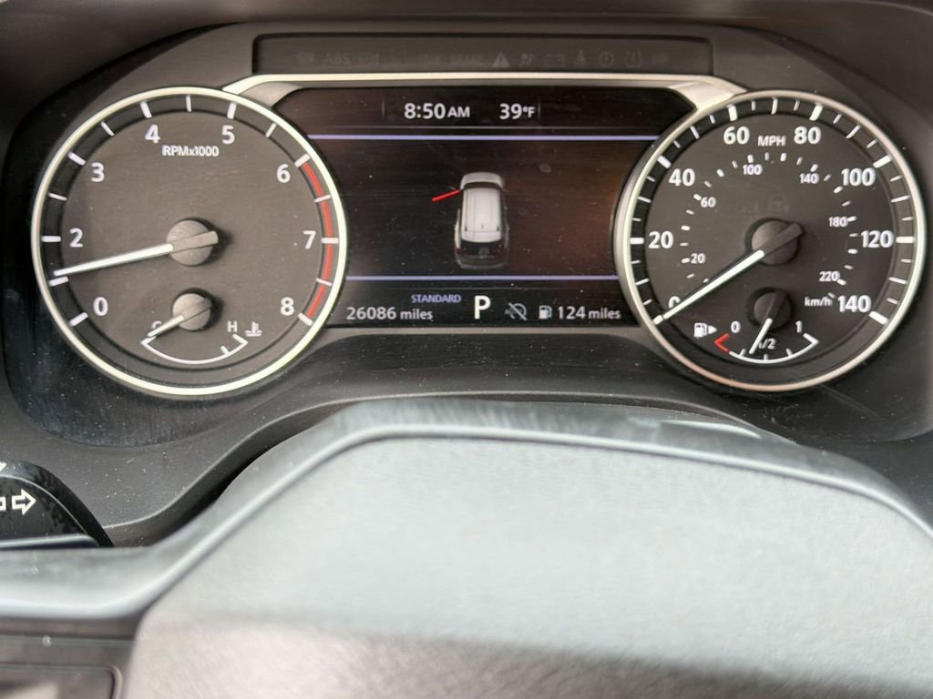 Used 2025 Nissan Rogue SV image 11