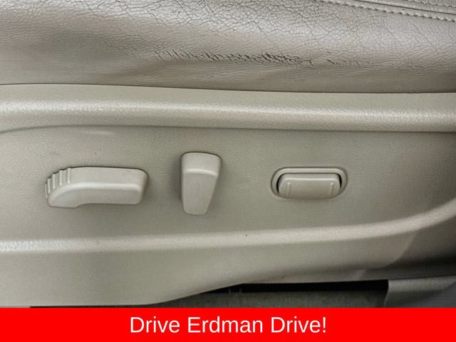 Used 2010 Nissan Murano SL w/ Navigation Pkg FWD image 12