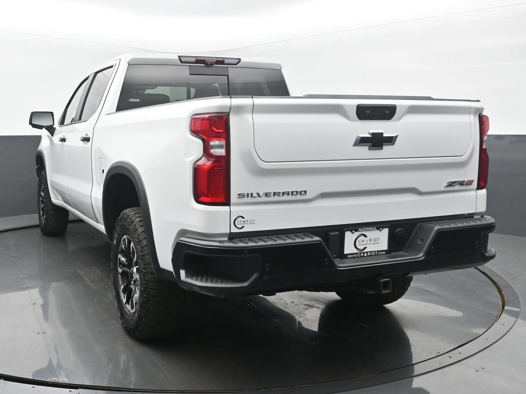 Used 2022 Chevrolet Silverado 1500 ZR2 w/ Technology Package image 4