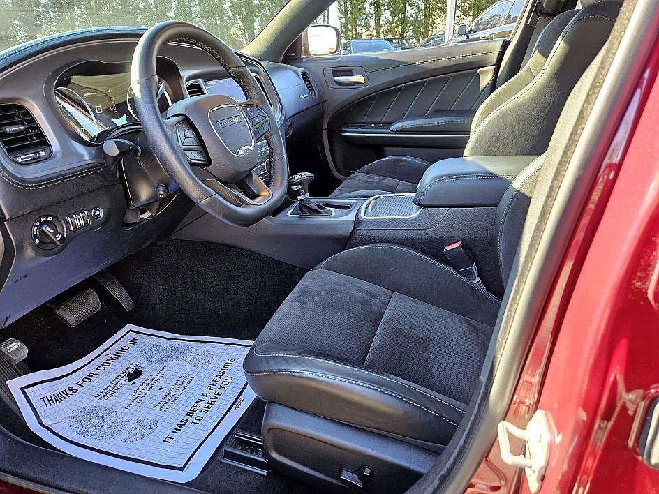 Used 2023 Dodge Charger R/T w/ Plus Group image 7