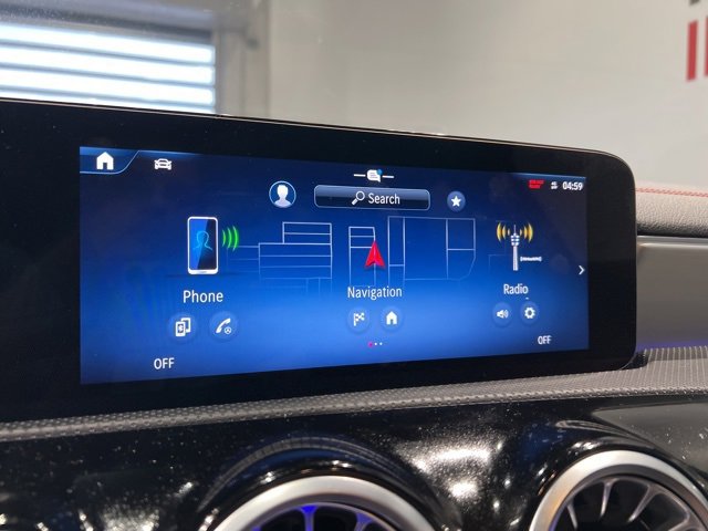 Used 2025 Mercedes-Benz CLA 250 4MATIC image 23