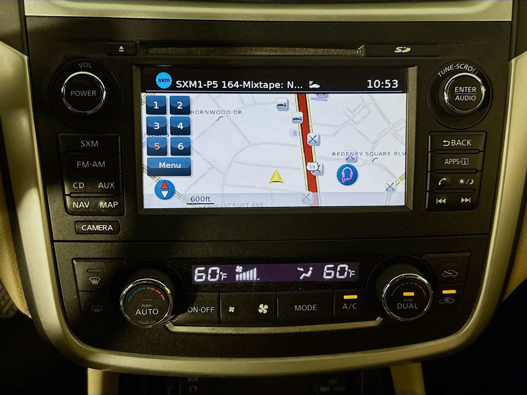 Used 2016 Nissan Altima 2.5 SL w/ 2.5 Technology Package FWD image 16