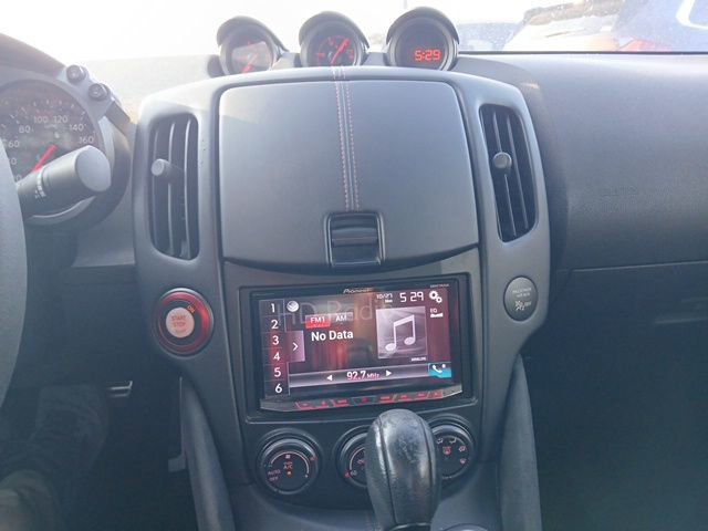 Used 2016 Nissan 370Z NISMO image 17